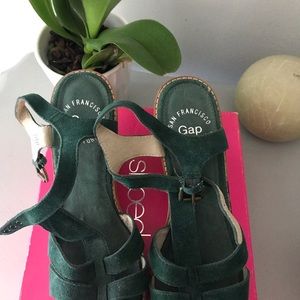 Vintage GAP San Francisco wedge